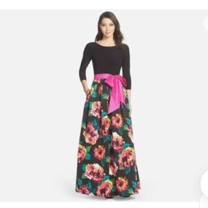 Eliza J Marlow Black 3/4 Length Sleeve Floral Scoop Neck Gown Size 2 Bow Modest